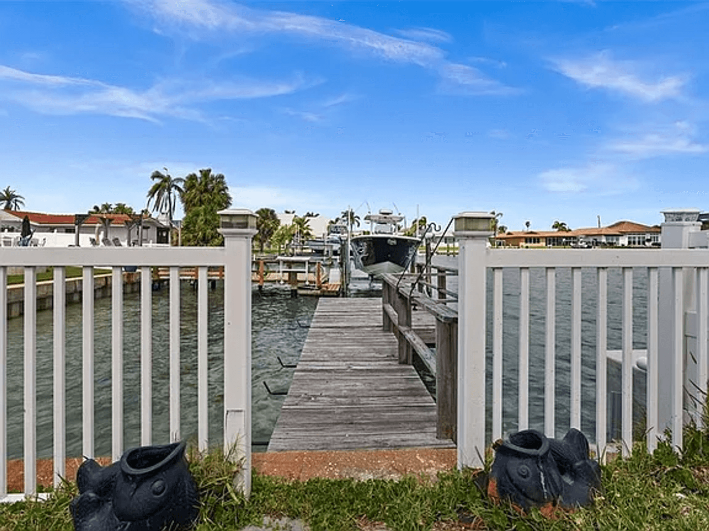 Treasure Island House: 710 116th Ave