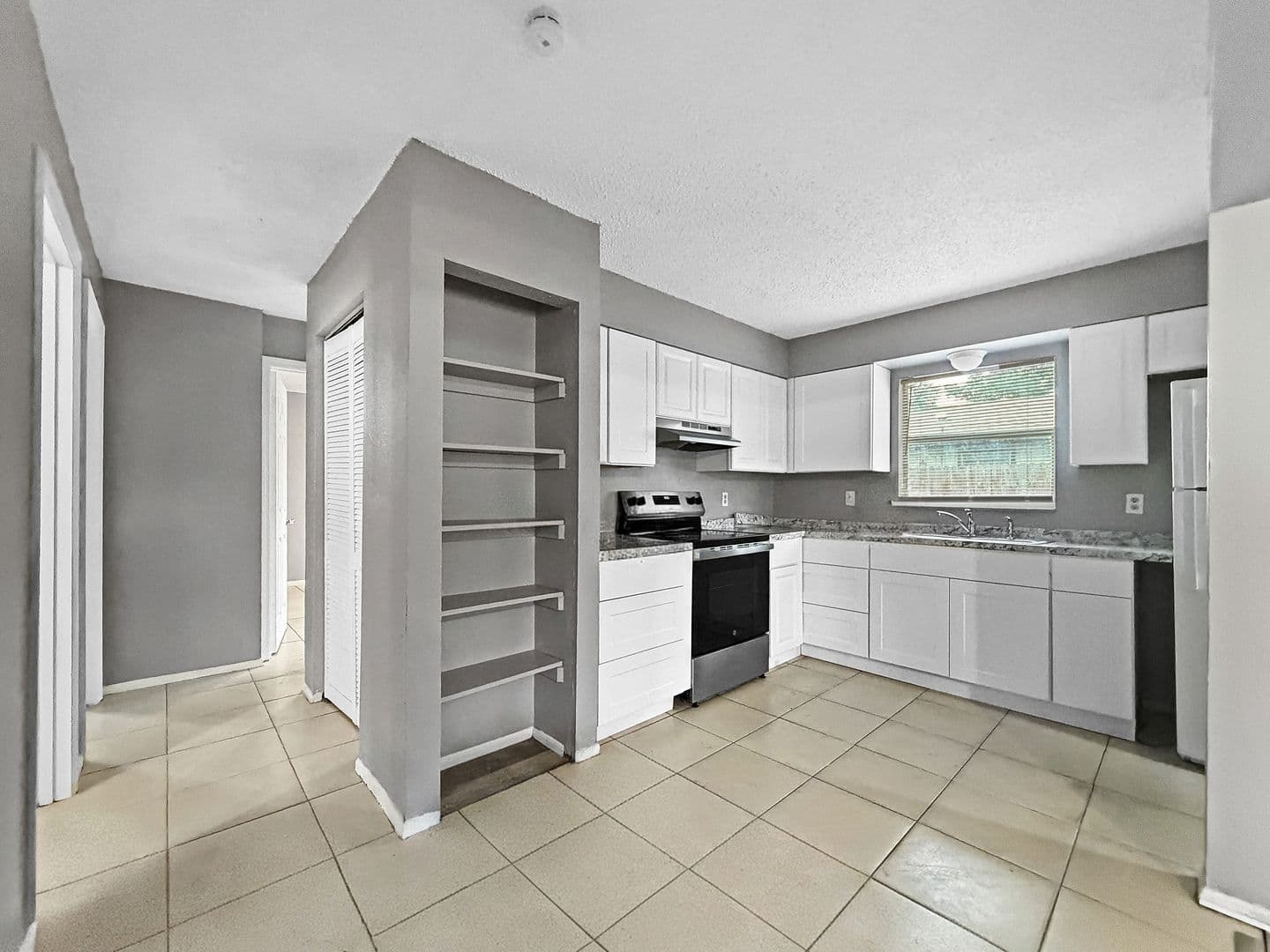 Largo Apartment: 3122 Green Acres Ave