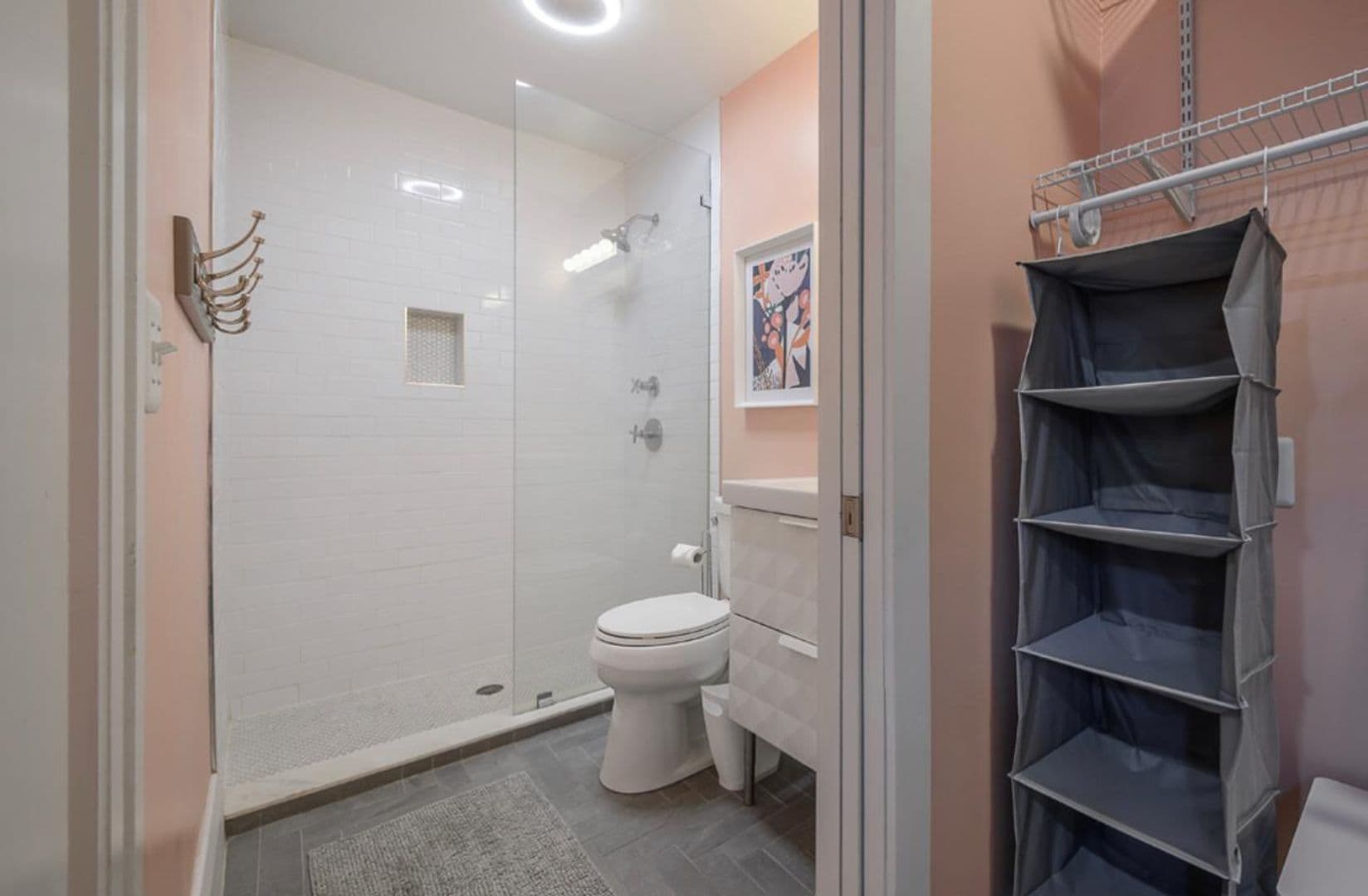 Tampa House: 7201 N Highland Ave Unit B