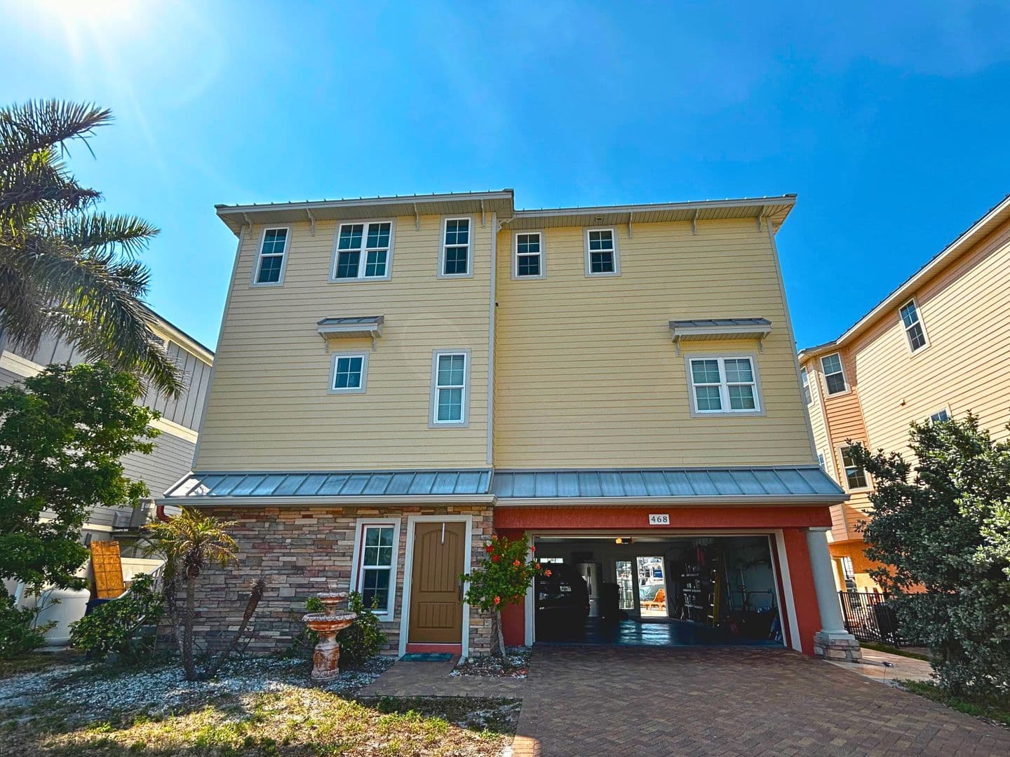 Madeira Beach House: 468 137th Ave