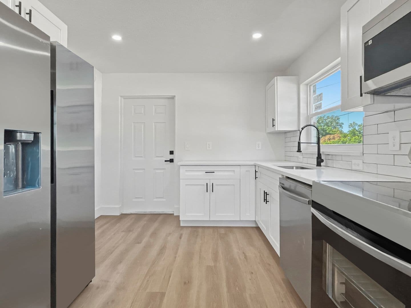 Tampa House: 4605 John Bell Jr Dr