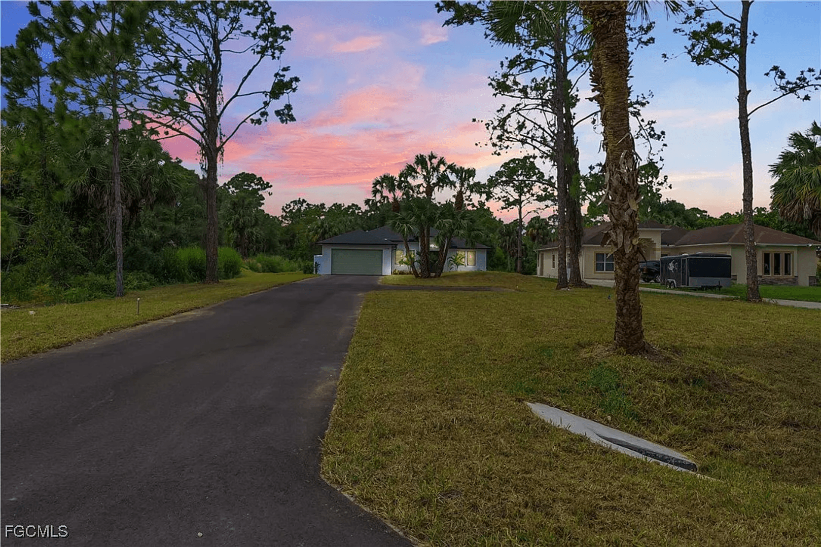 Naples House: 2719 2nd St NW