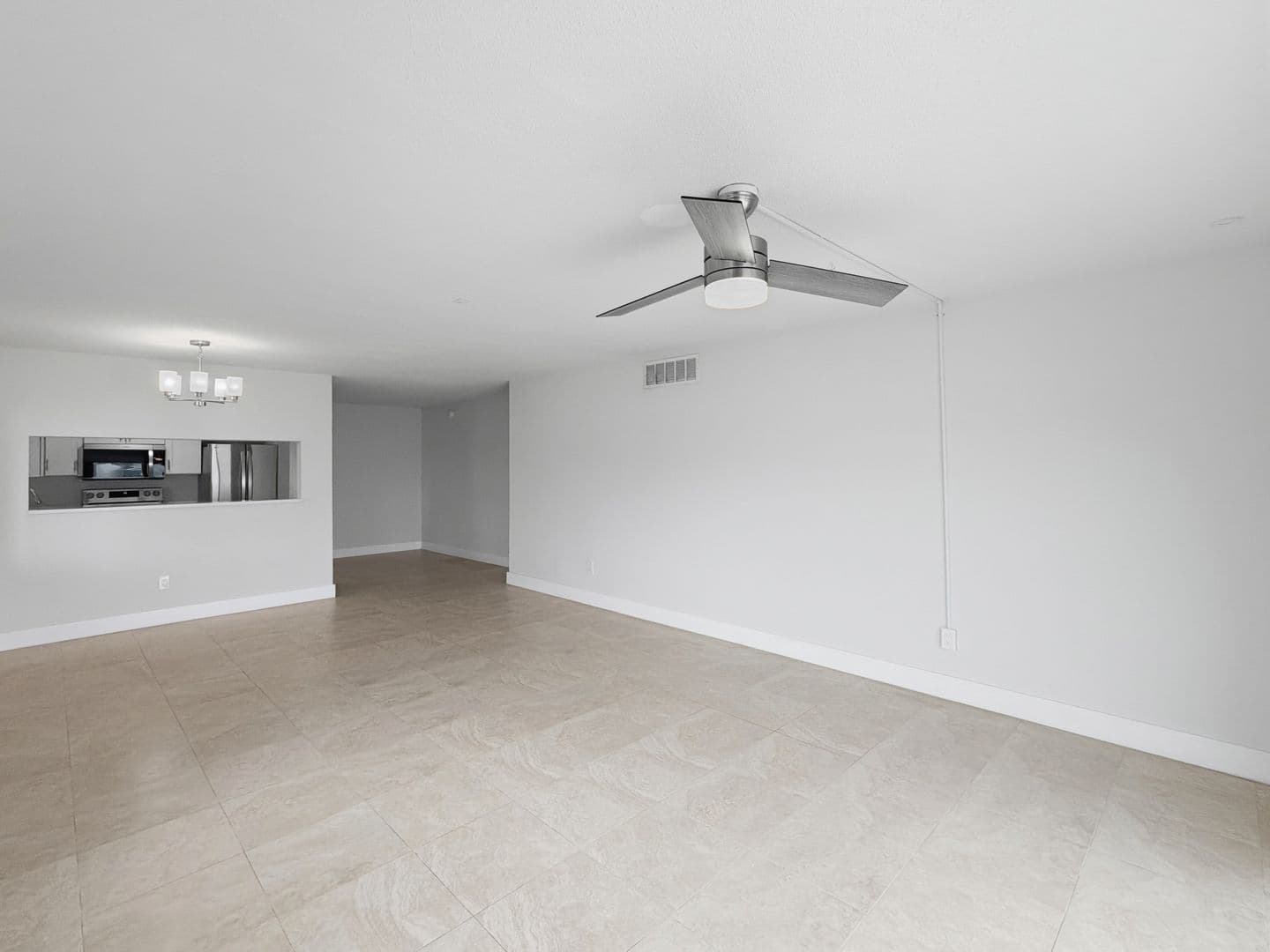 Treasure Island Apartment: 295 110th Ave