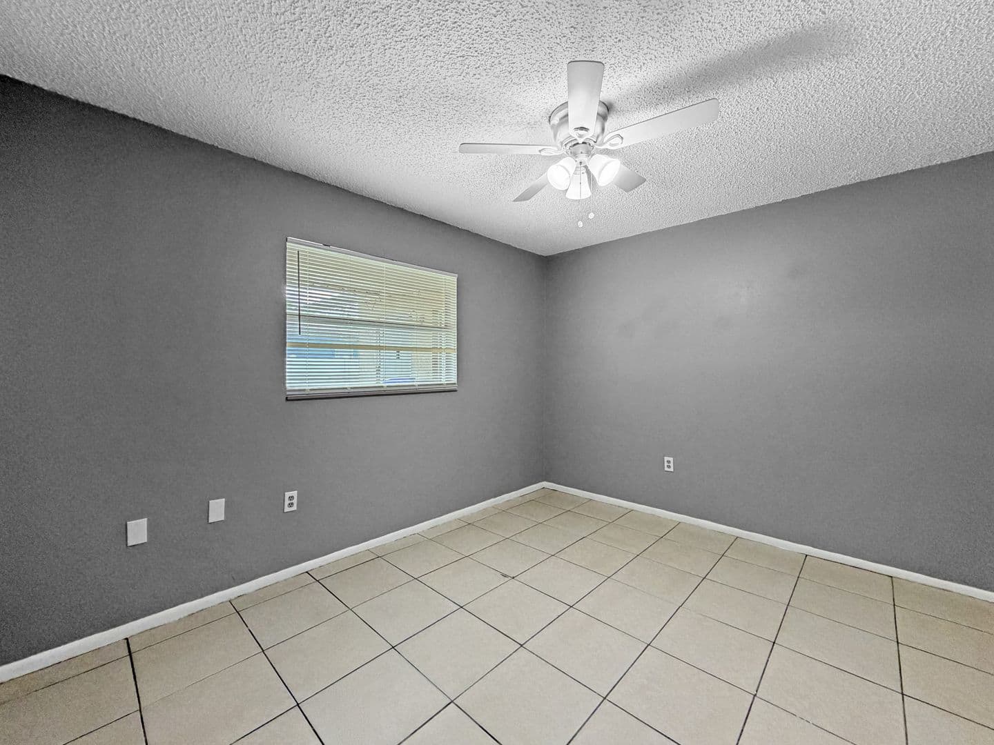 Largo Apartment: 3122 Green Acres Ave