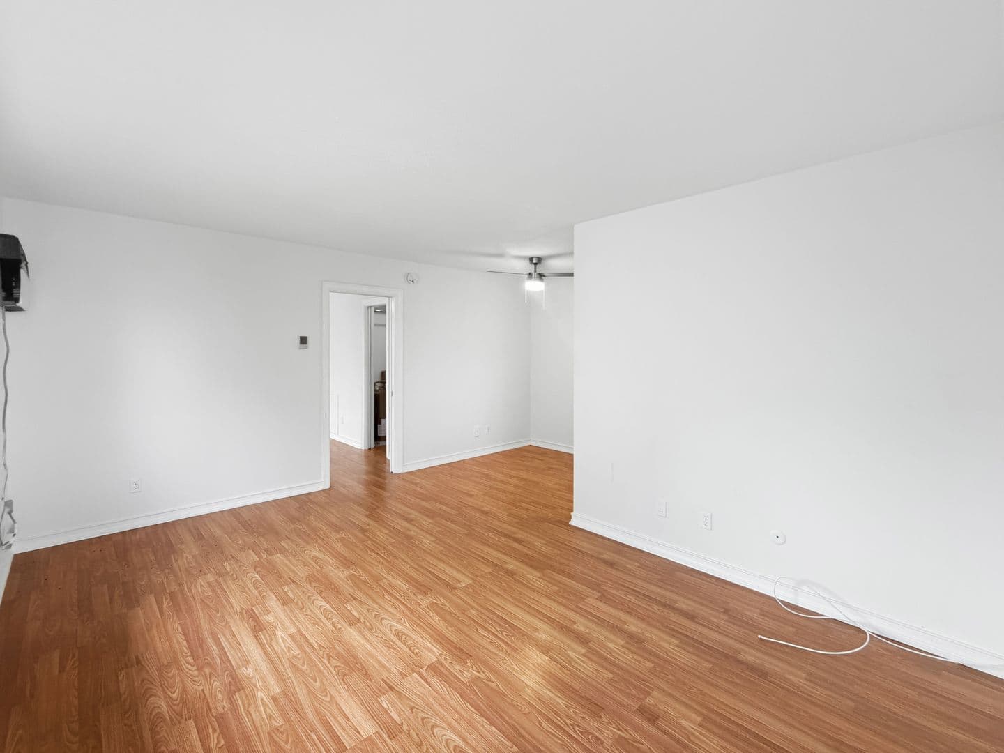 Treasure Island Apartment: 295 110th Ave