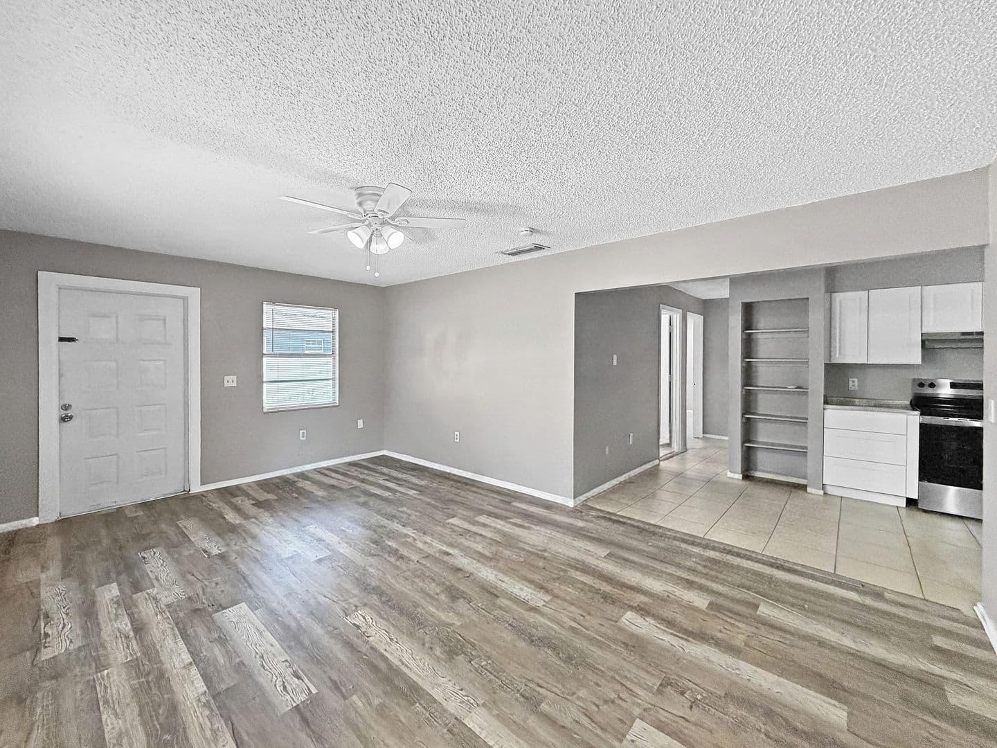 Largo Apartment: 3122 Green Acres Ave