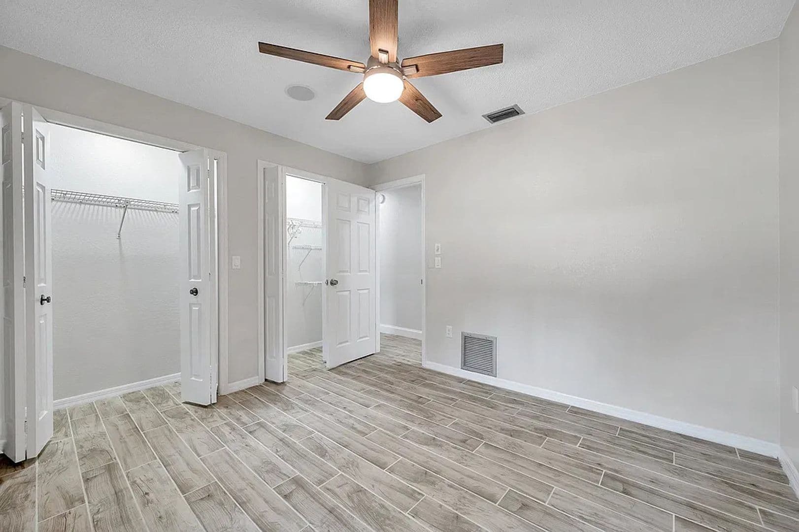 Clearwater House: 3078 Osprey Ln