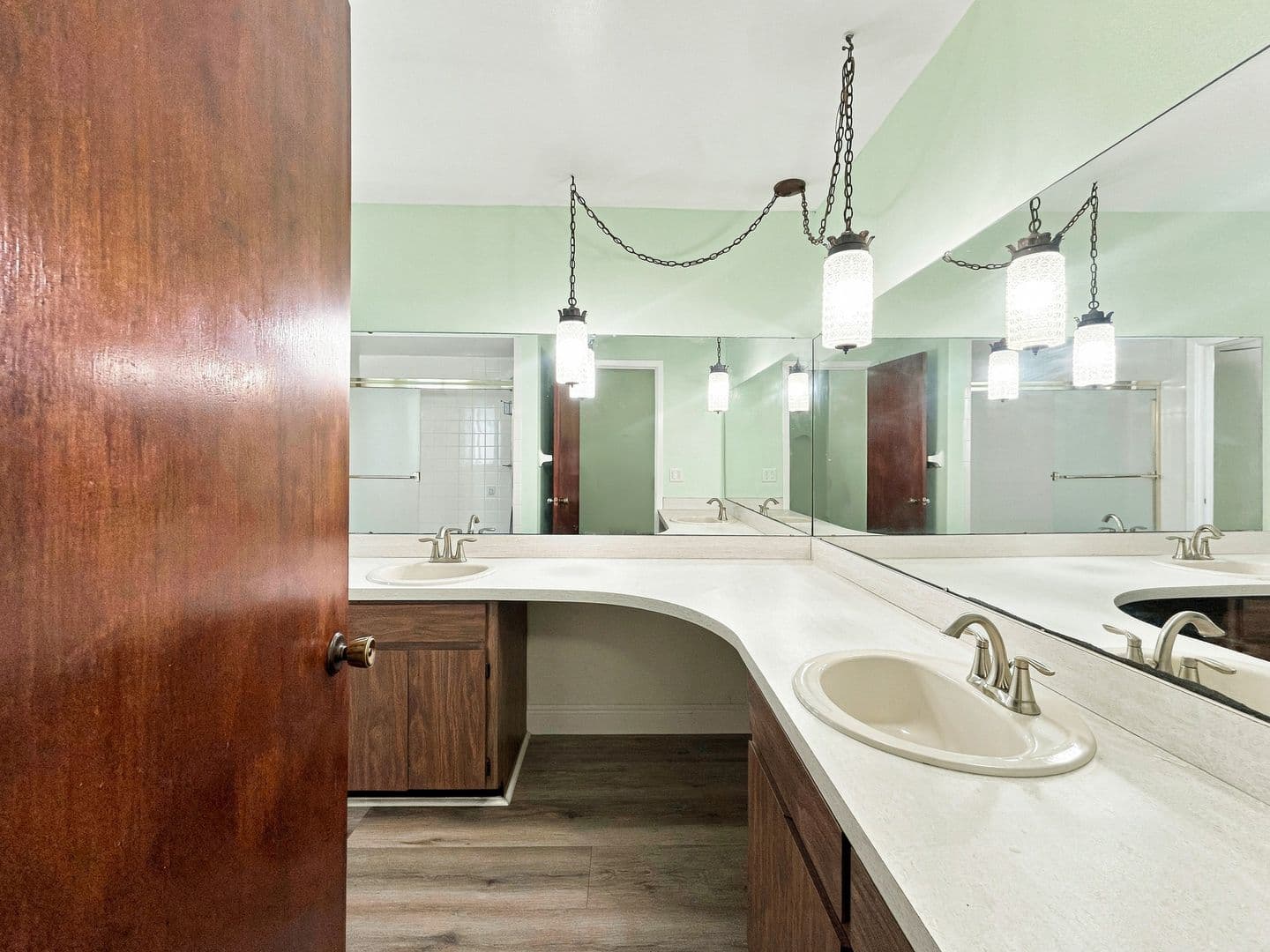 Largo House: 12829 109th St