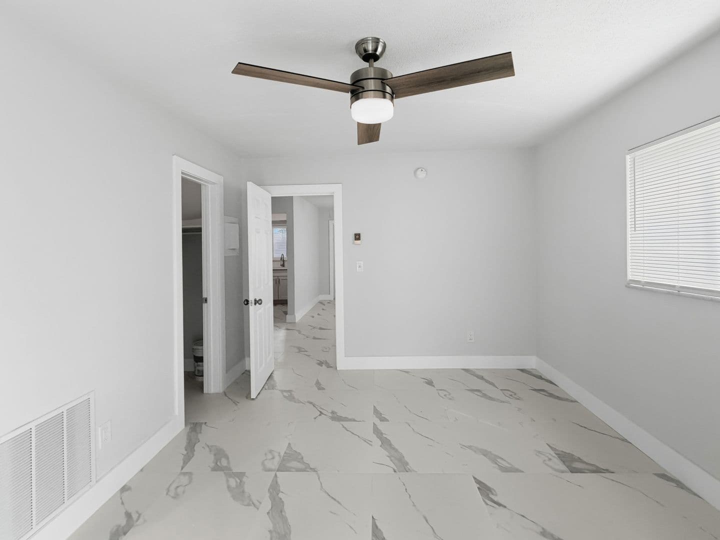 Treasure Island Apartment: 295 110th Ave
