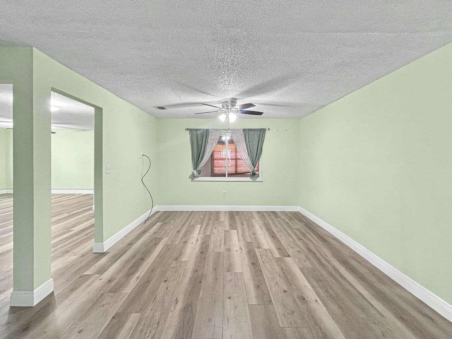 Largo House: 12829 109th St
