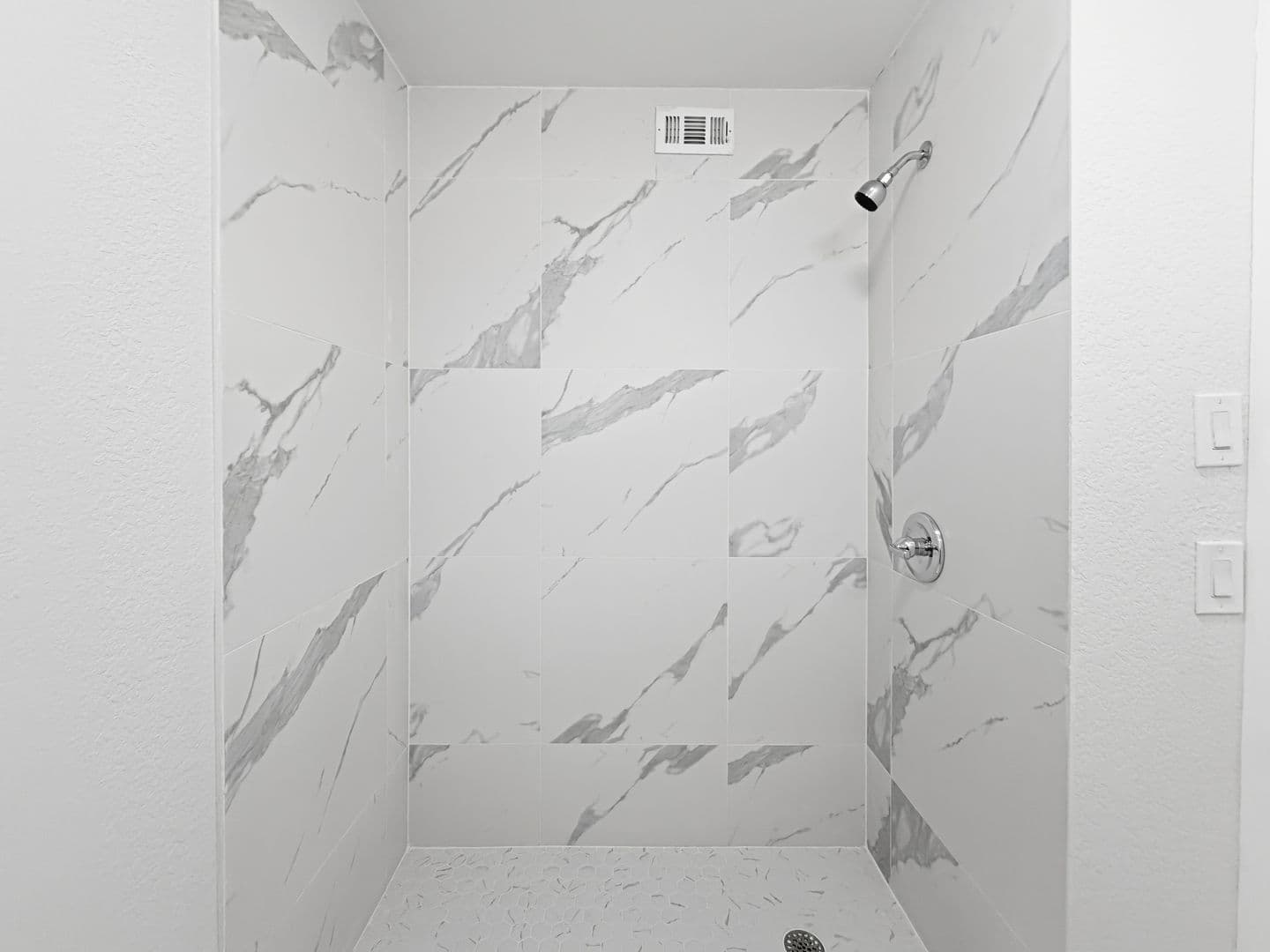 Treasure Island Apartment: 295 110th Ave