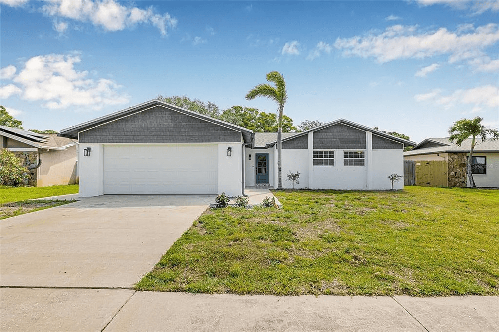 Largo House: 12641 98th St