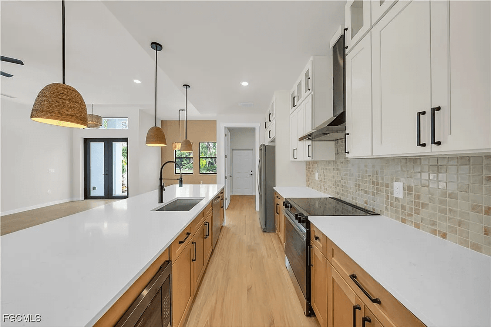 Naples House: 2719 2nd St NW