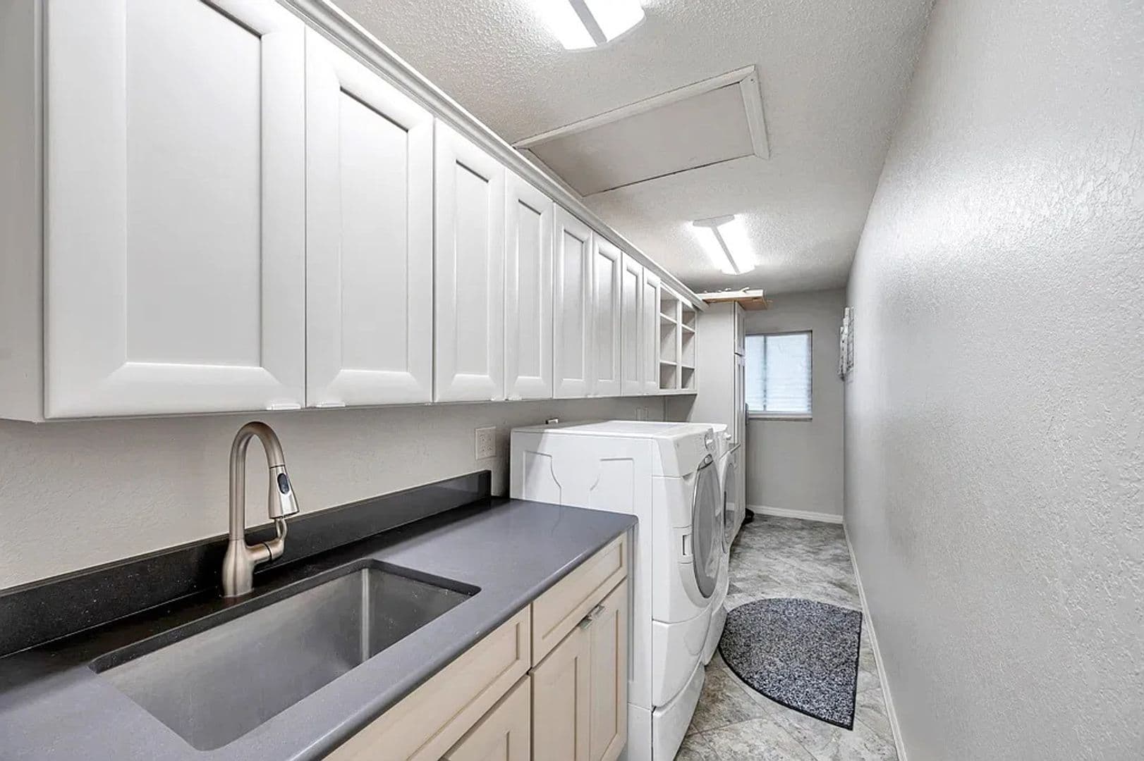 Clearwater House: 3078 Osprey Ln
