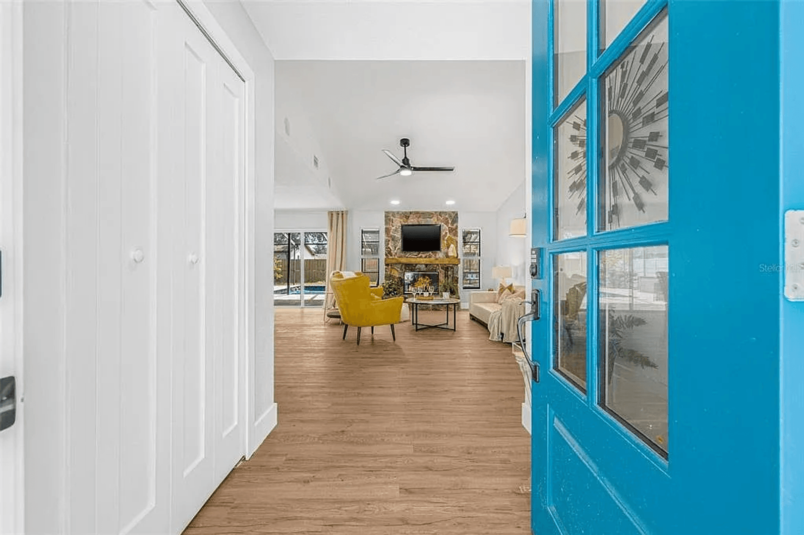 Largo House: 12641 98th St