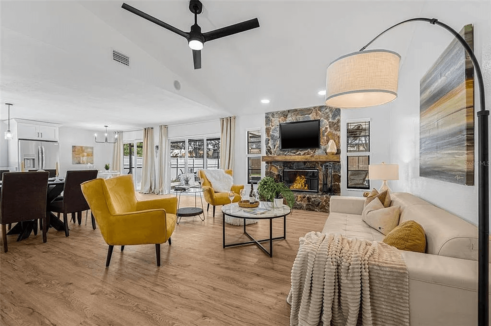 Largo House: 12641 98th St