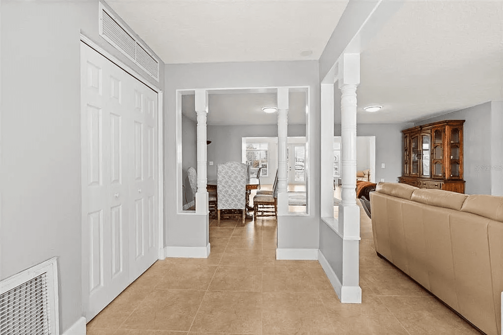 Treasure Island House: 710 116th Ave