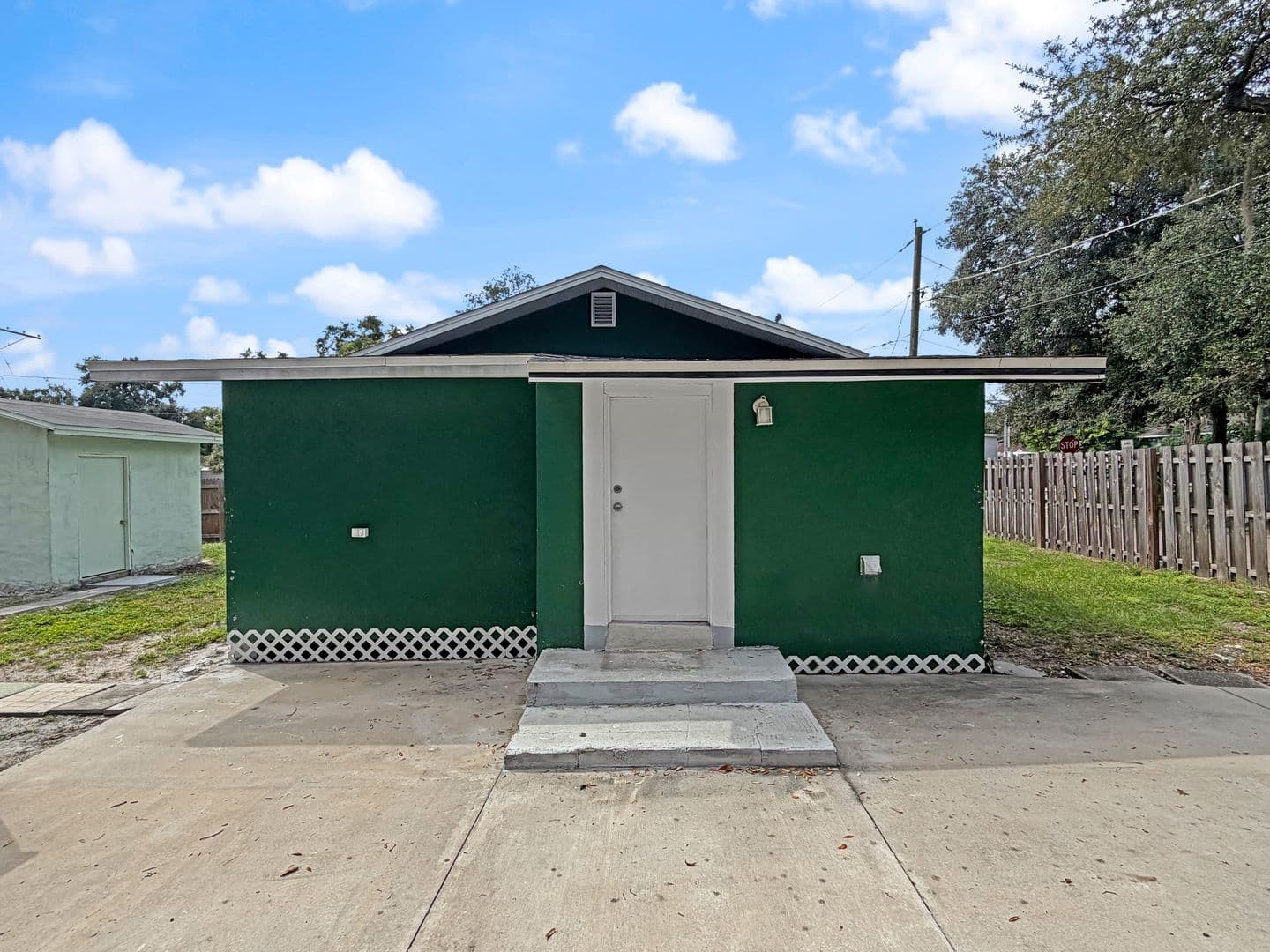 Tampa House: 4509 N 15th St
