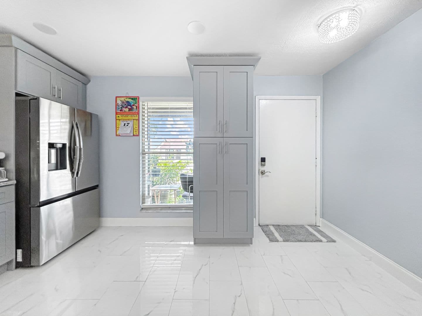 Palm Harbor House: 2140 Corbin Pl APT F