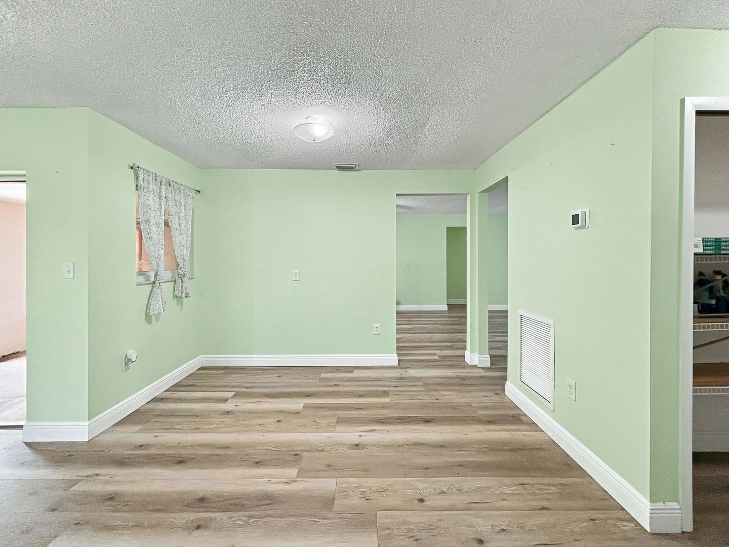 Largo House: 12829 109th St