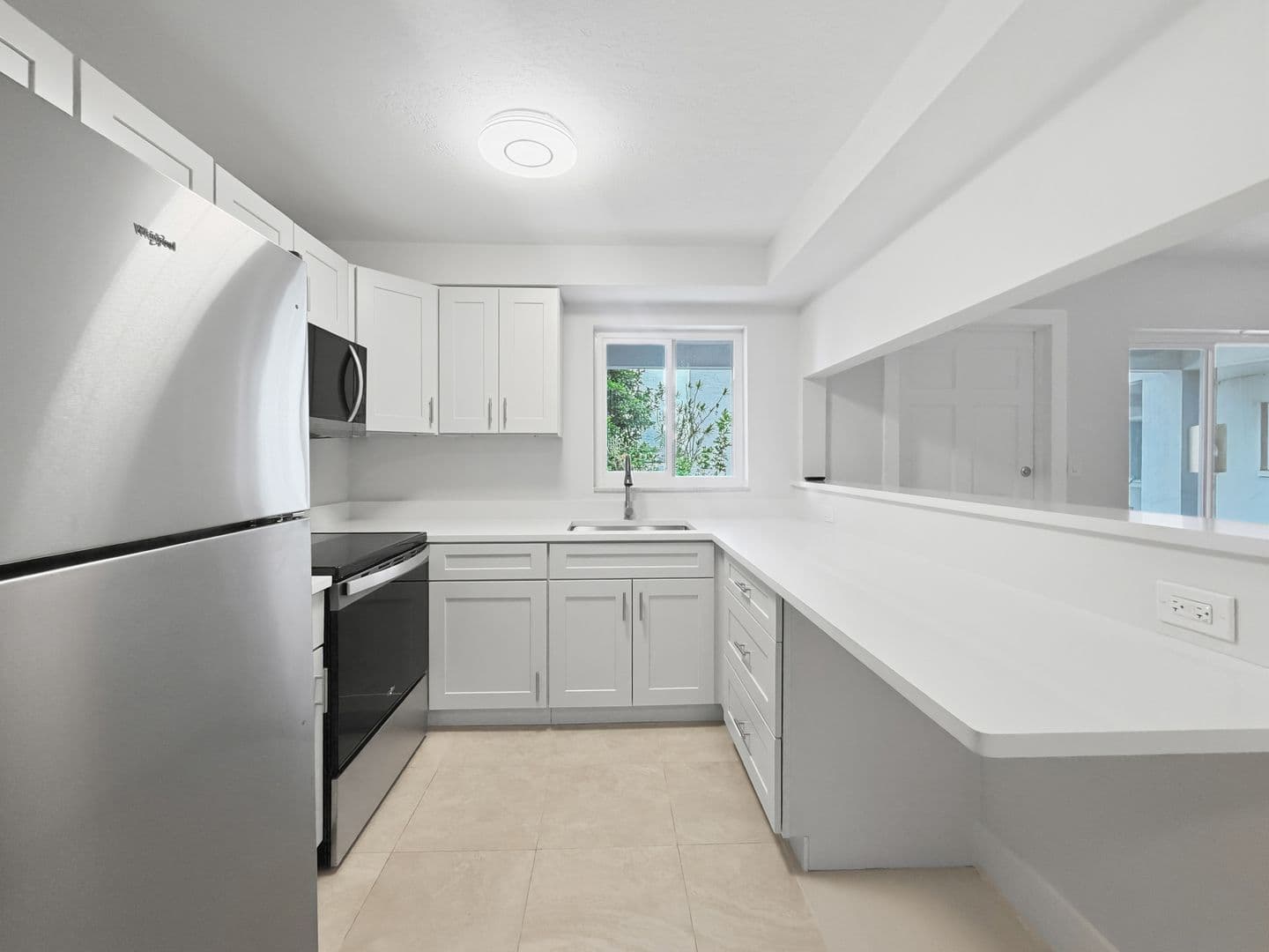 Treasure Island Apartment: 295 110th Ave