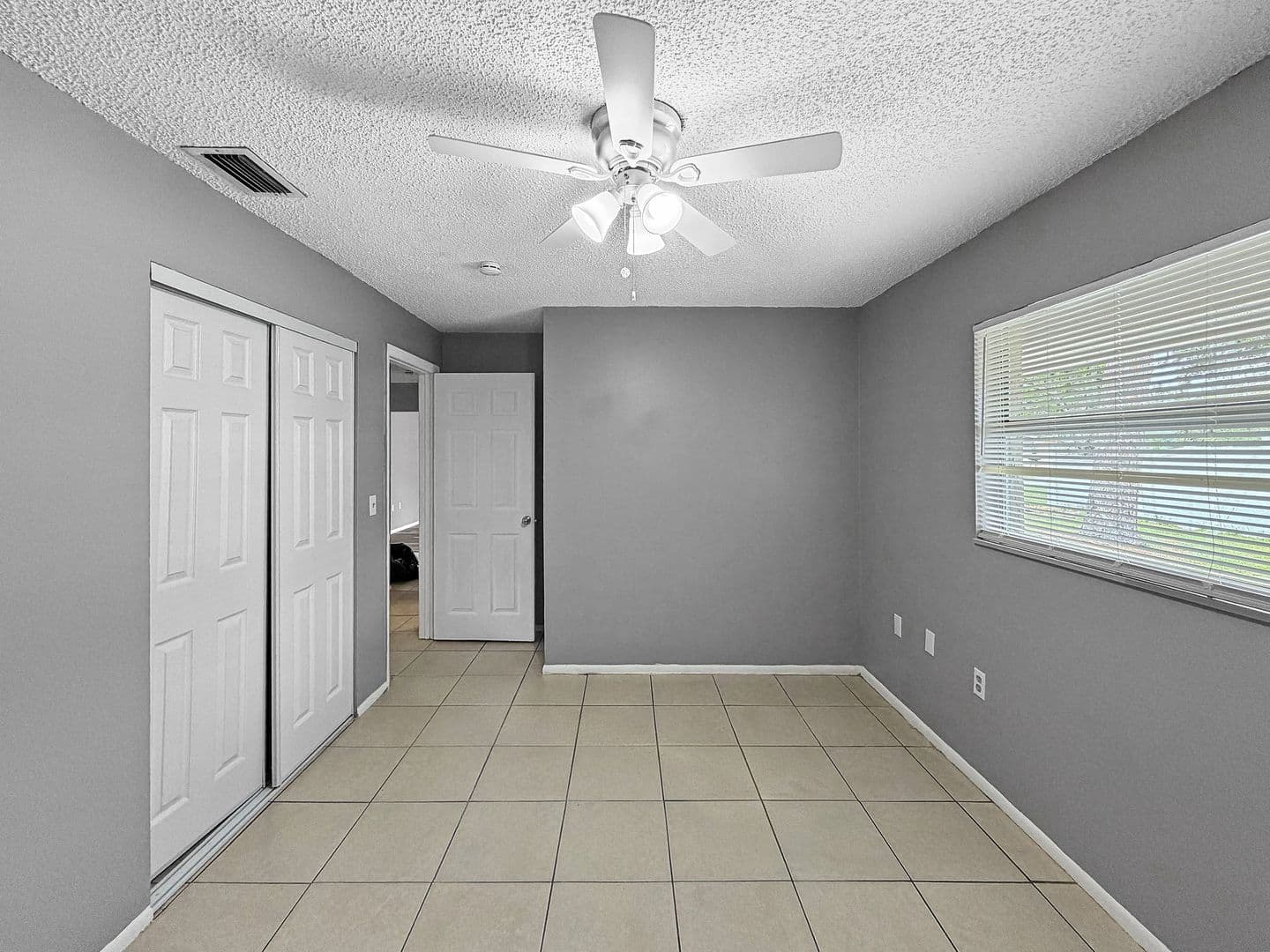 Largo Apartment: 3122 Green Acres Ave