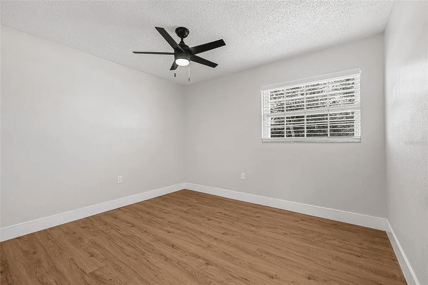Largo House: 12641 98th St
