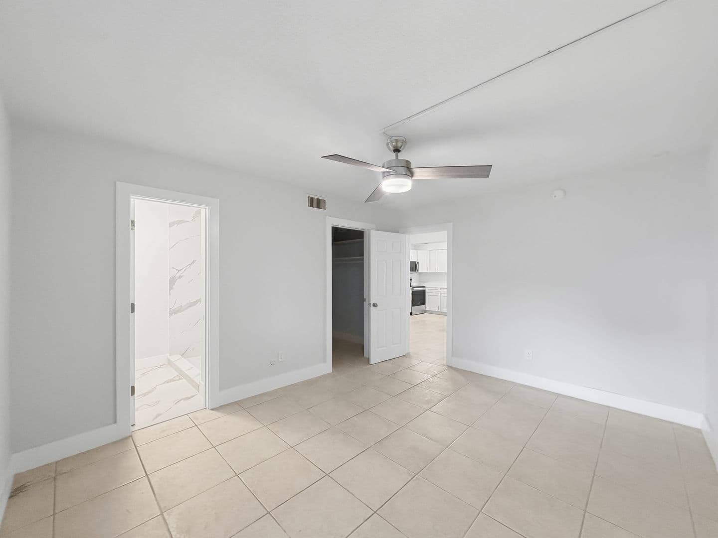 Treasure Island Apartment: 295 110th Ave
