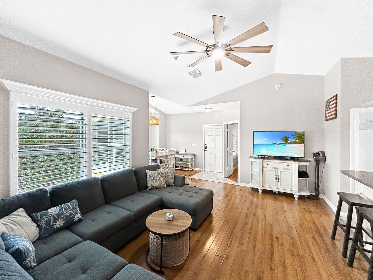 Seminole Condo: 10764 70th Ave #3306