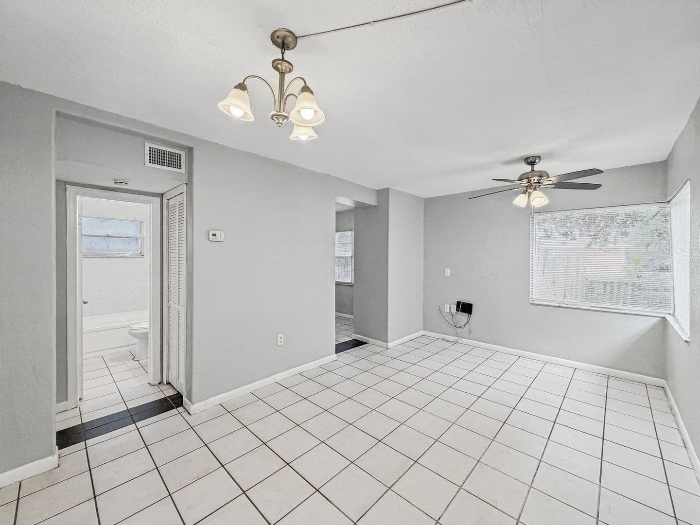 Tampa House: 8406 N 20th St