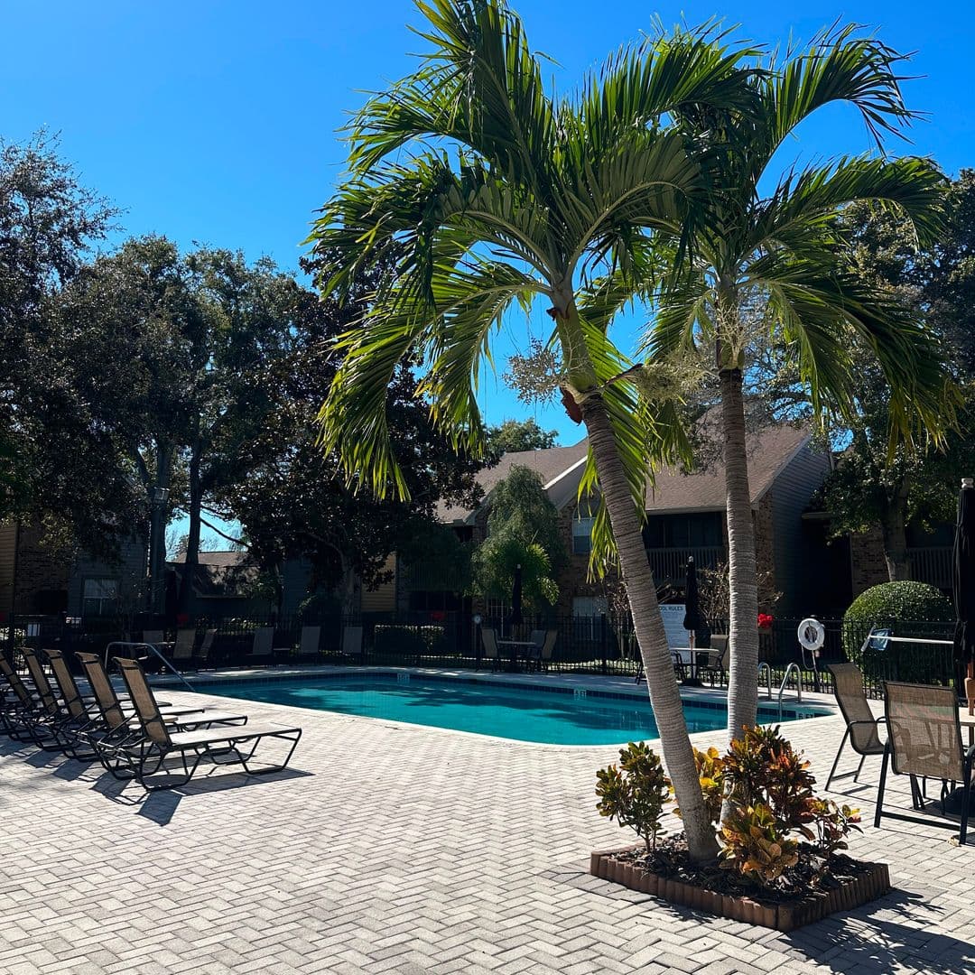 Clearwater Condo: 2500 Winding Creek Blvd APT G106
