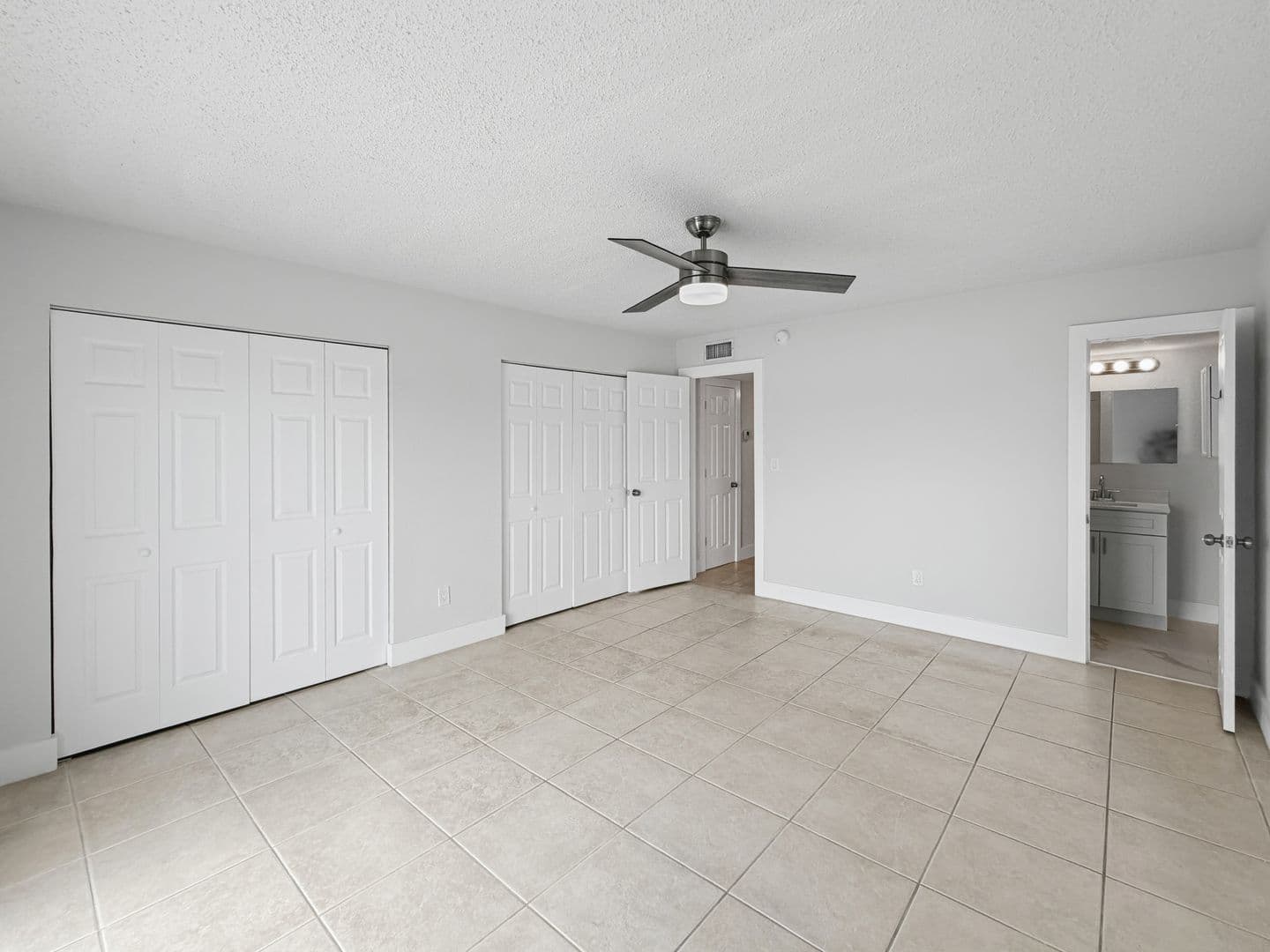 Treasure Island Apartment: 295 110th Ave