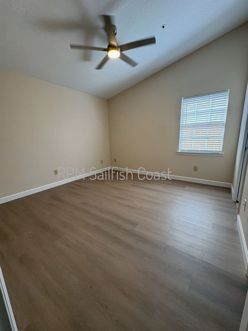 Altamonte Springs Townhome: 519 Carambola Avenue