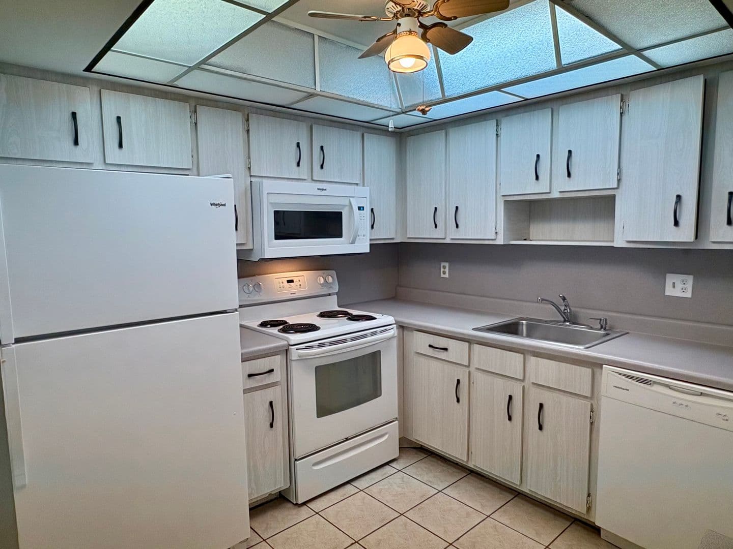 Stuart Condo: 950 S. Kanner Hwy