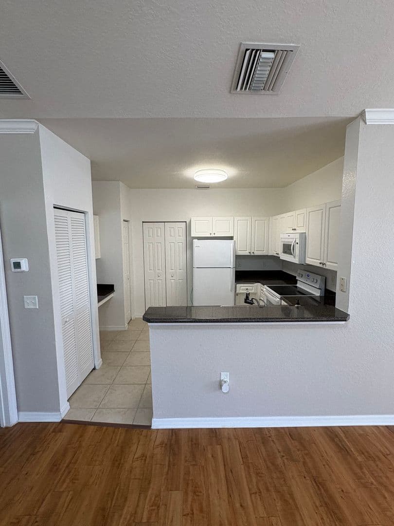 Stuart Townhome: 257 SE Kitching Circle