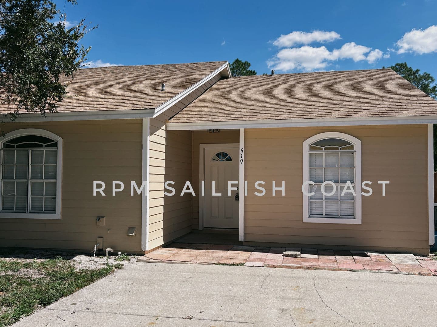 Altamonte Springs Townhome: 519 Carambola Avenue