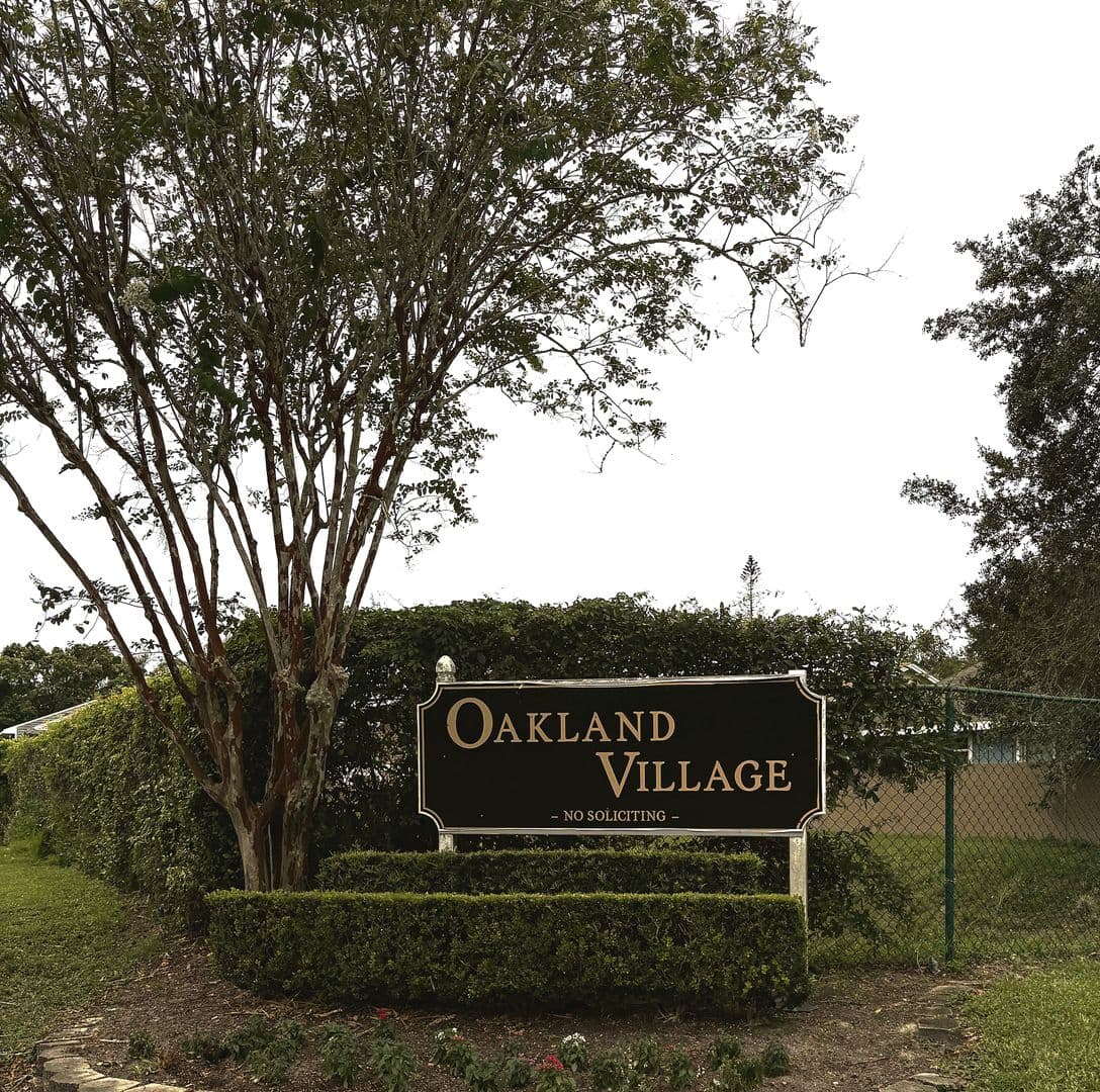 Altamonte Springs Townhome: 519 Carambola Avenue