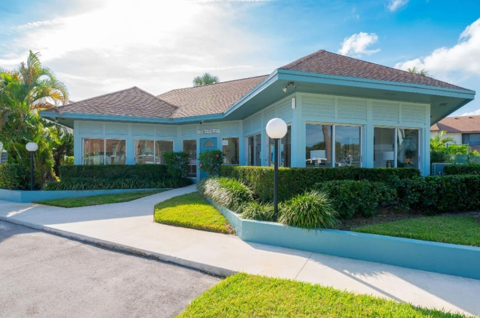Stuart Condo: 950 S. Kanner Hwy