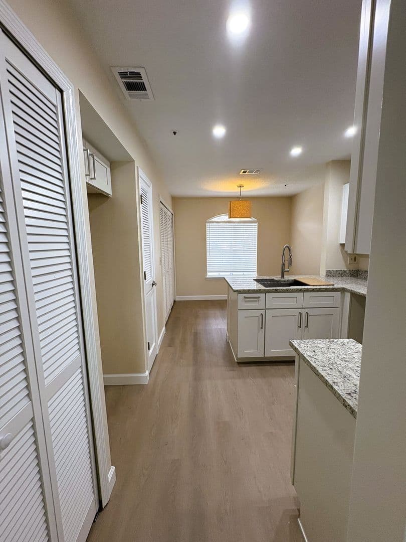 Altamonte Springs Townhome: 519 Carambola Avenue