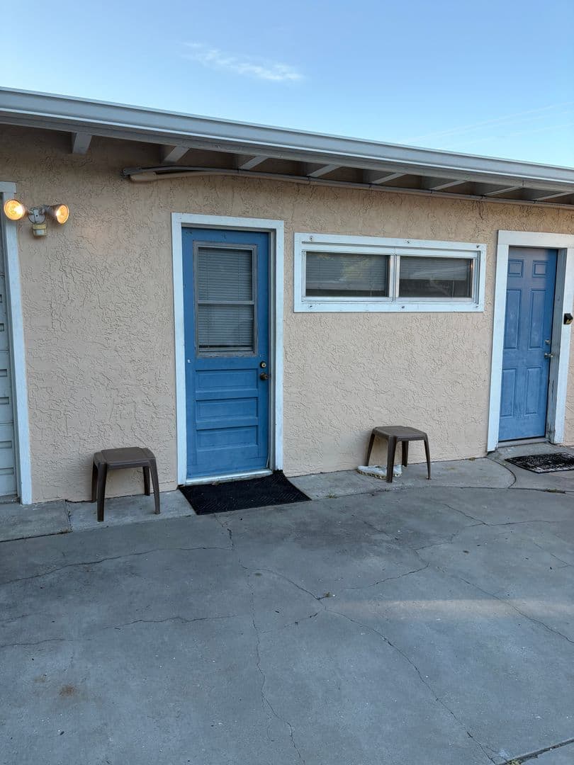 Jensen Beach Apartment: 2700 NE Indian River Drive