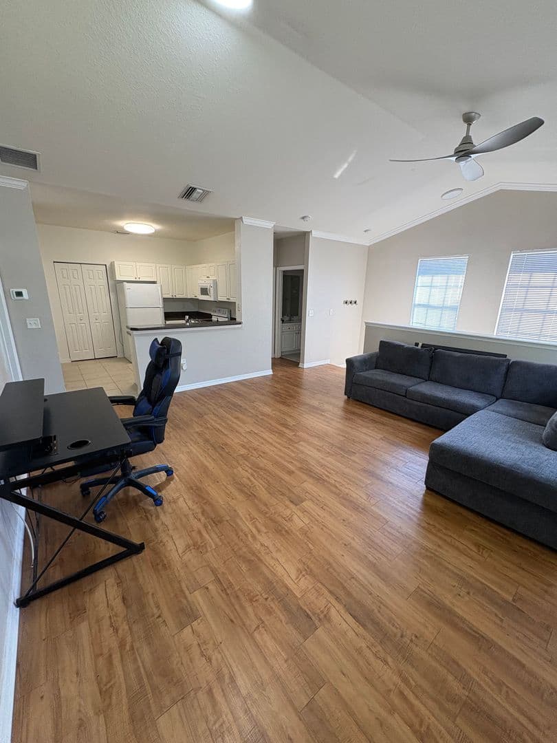 Stuart Townhome: 257 SE Kitching Circle