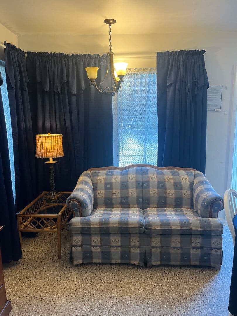 Jensen Beach Apartment: 2680 NE Indian River Drive