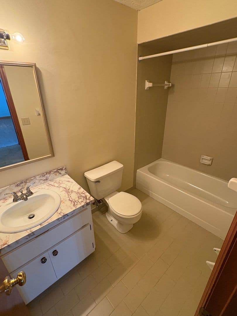 Ft Pierce House: 6012 Sunset Blvd