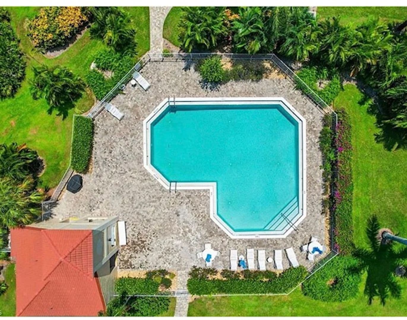 Naples Condo: 4650 Yacht Harbor Drive