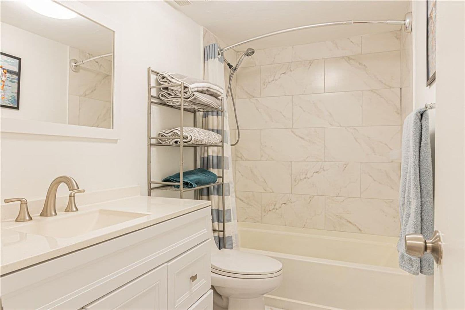 Naples House: 4031 Ice Castle Way