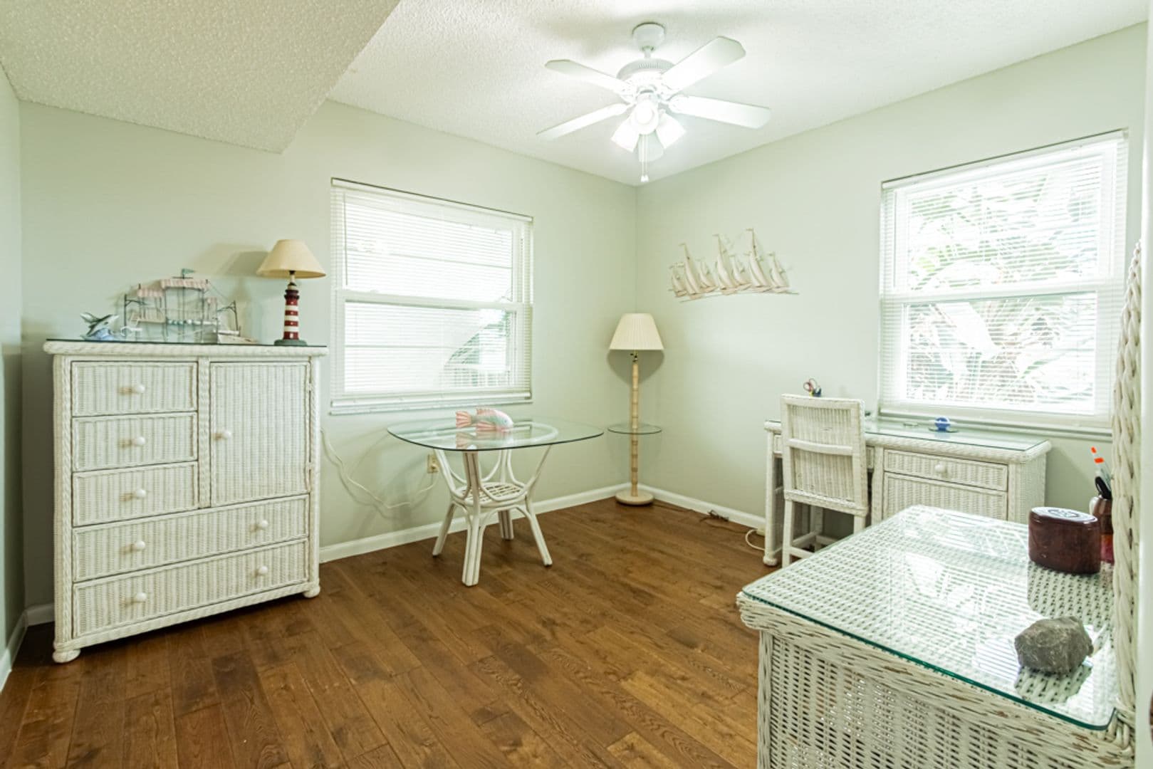 Naples House: 1280 Blue Point Ave