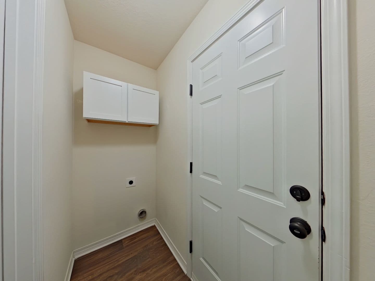 Crestview House: 227 Croft Circle