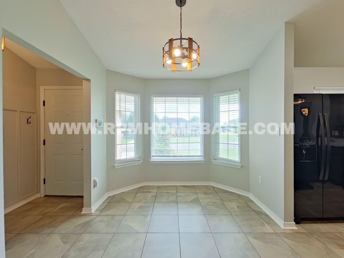 Crestview House: 4688 Cahokia Run