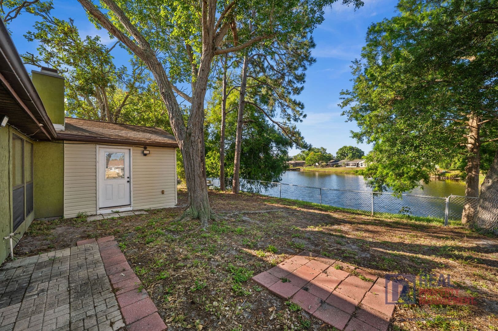Bradenton House: 6507 35th Ave West