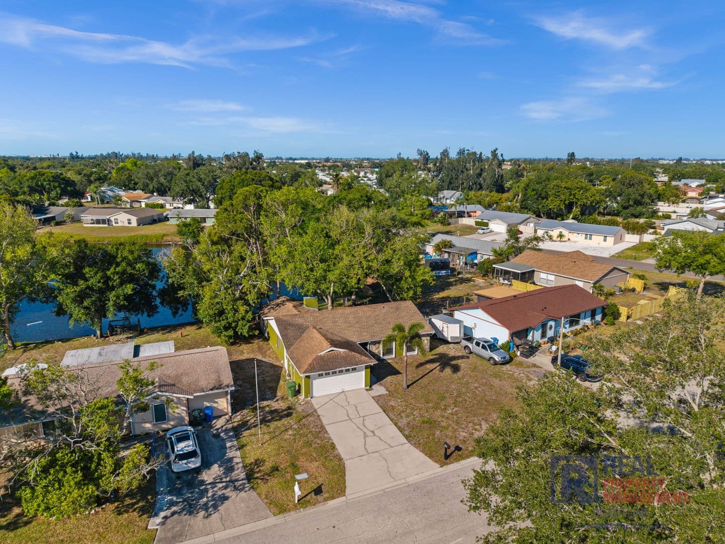 Bradenton House: 6507 35th Ave West